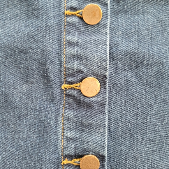 Denim button mini skirt - Picture 4 of 4